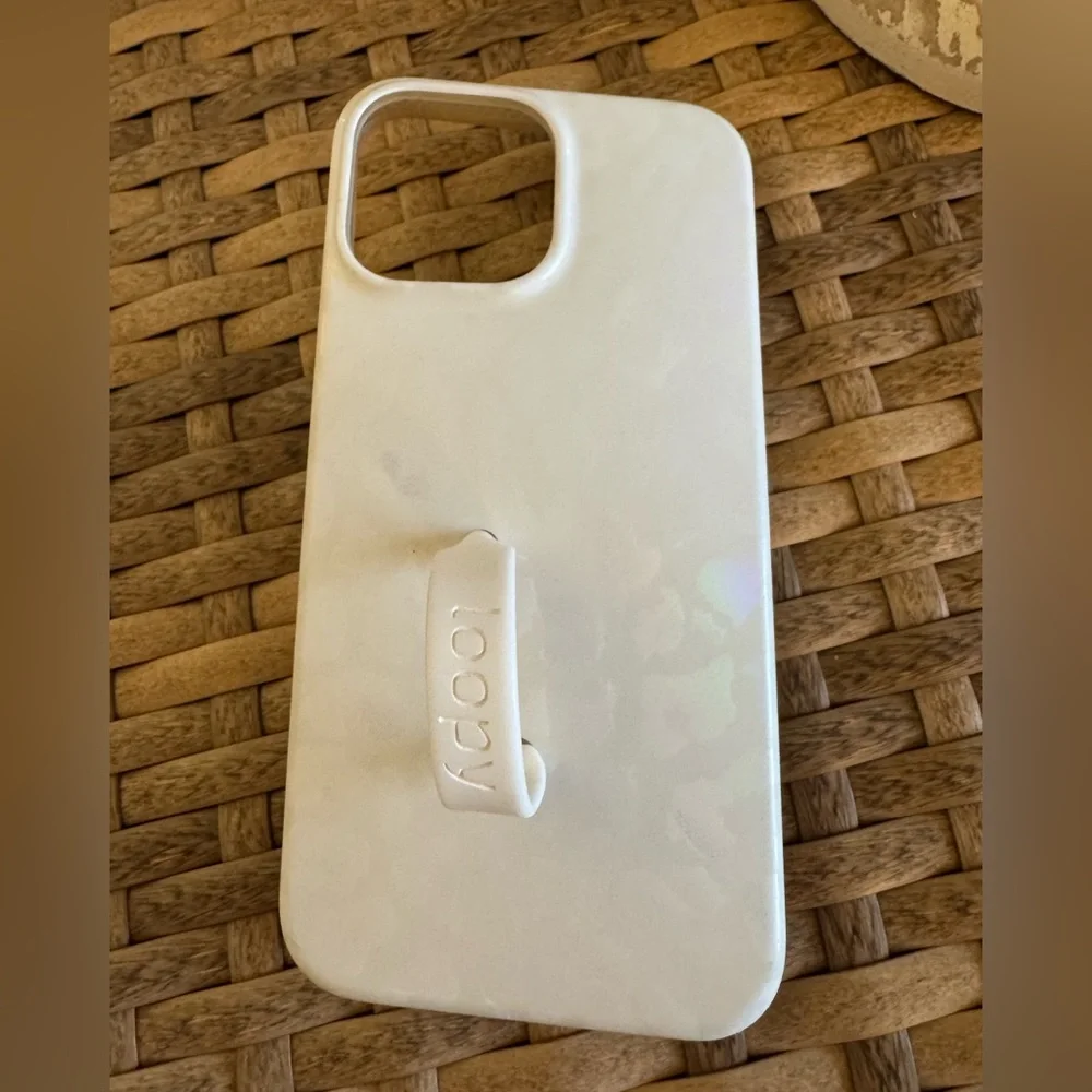 Loopy Case - Picture 2 of 3